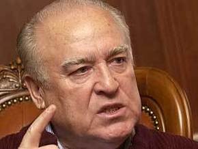 Черномырдин прилюдно обматерил украинского политика