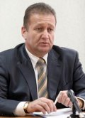 Луганские власти обещают, если все срастется - масштабный ремонт дорог, надземные парковки и большие автобусы