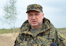 Турчинова могут посадить до Нового года?