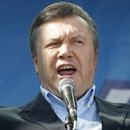 Украинский президент Янукович поразительно похож на бывшего президента США Буша